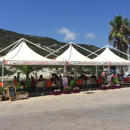 Del Porto Bed & Breakfast Bosa Marina